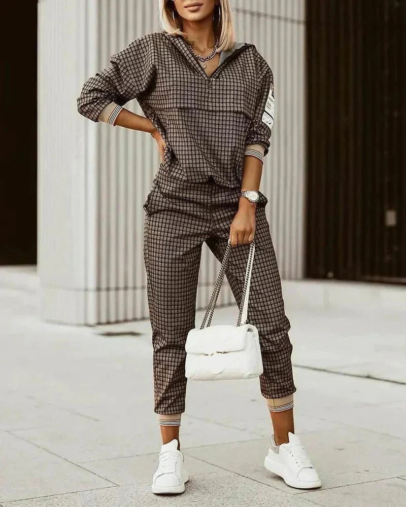 Women's hooded patterned hoodie and jogger set with tapered ankle cuffs
