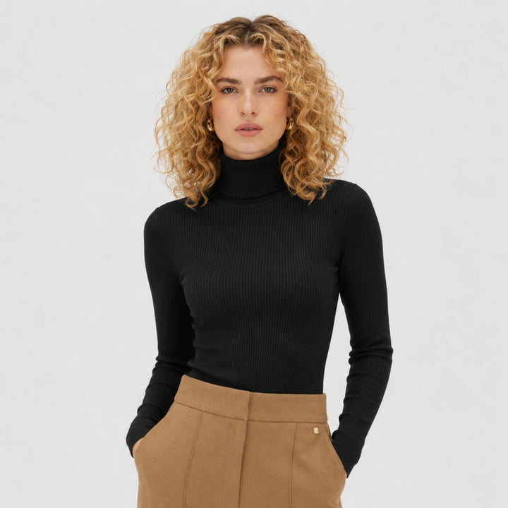 Women's ribbed turtleneck sweater with long sleeves