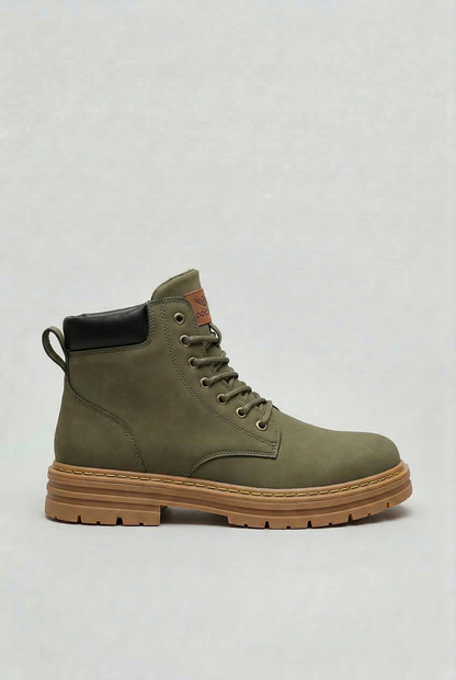 Men's lace-up ankle boot with chunky lug sole, round toe and rear pull tab