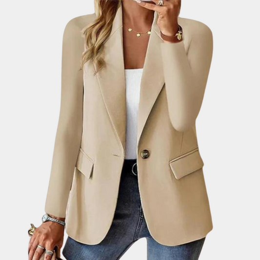 Women's tailored blazer with notched lapels, long sleeves and flap pockets