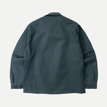Men's green utility jacket with spread collar, long sleeves and front patch pockets