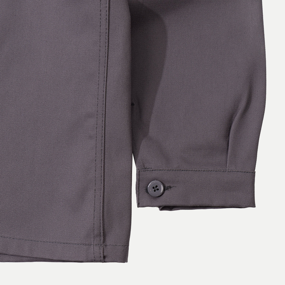 Men's gray utility jacket with pointed collar, long sleeves and four patch pockets