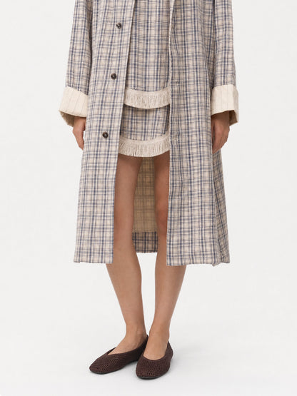 Women's long checked trench coat with point collar and button front