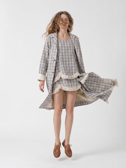 Women's long checked trench coat with point collar and button front