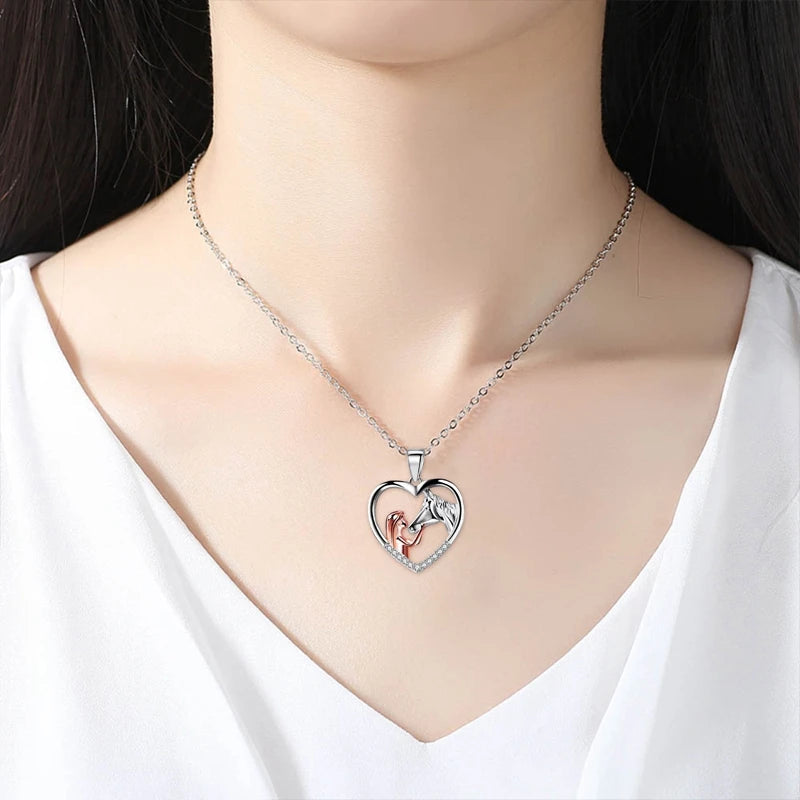 Cassandra Heart Pendant Necklace 4