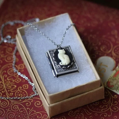 Cassandra Vintage Cat Pendant Necklace 1