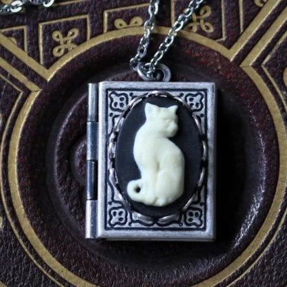 Cassandra Vintage Cat Pendant Necklace 3