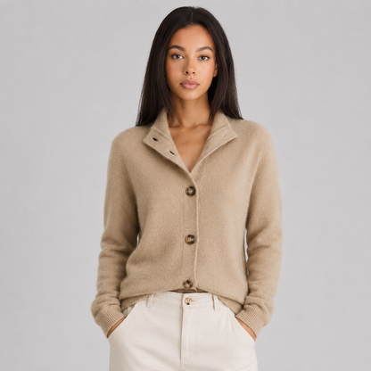Women's buttoned cardigan with a notched collar and long sleeves