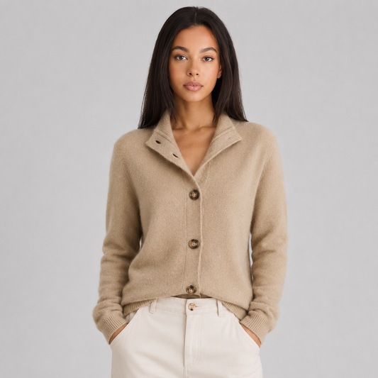Women's buttoned cardigan with a notched collar and long sleeves