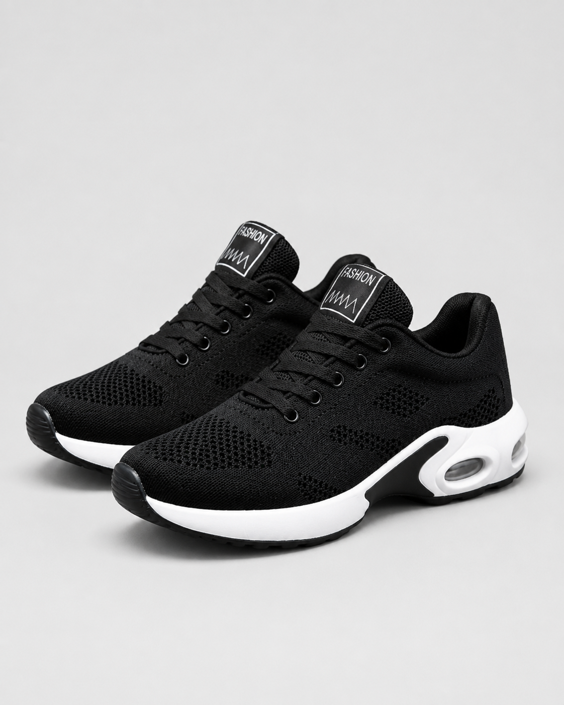 Women's textured knit lace-up sneakers with round toes and layered flat soles