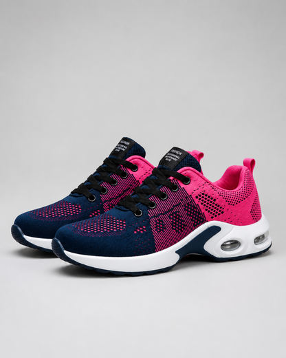 Women's textured knit lace-up sneakers with round toes and layered flat soles