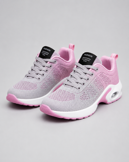 Women's textured knit lace-up sneakers with round toes and layered flat soles