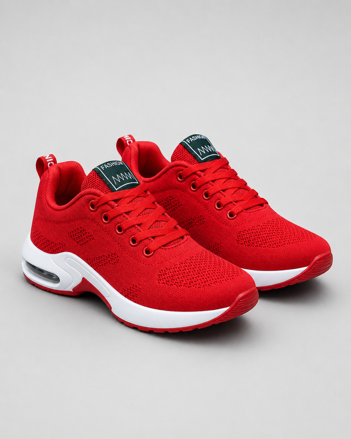 Women's textured knit lace-up sneakers with round toes and layered flat soles