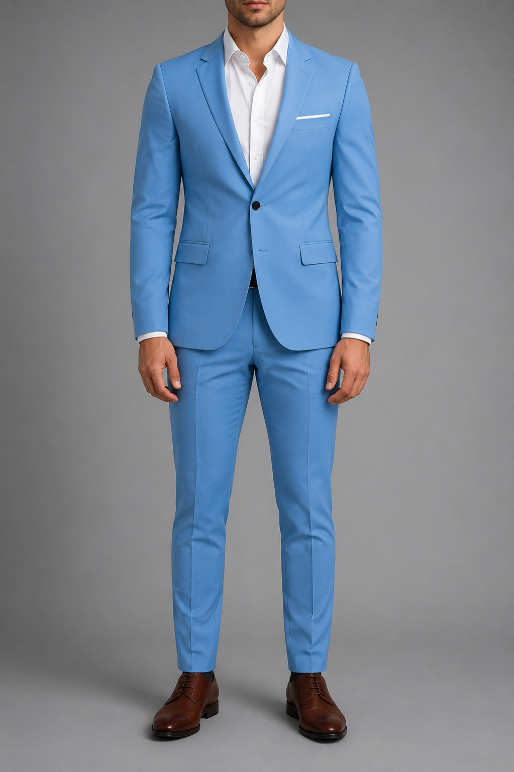Men's two-piece suit with notch-lapel blazer, matching trousers and long sleeves
