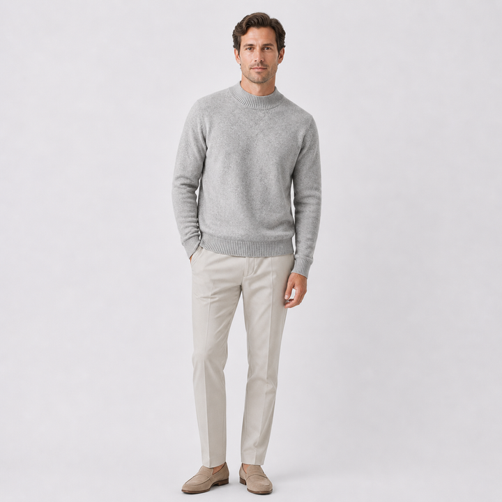 Men's plain turtleneck sweater with ribbed trims and long sleeves