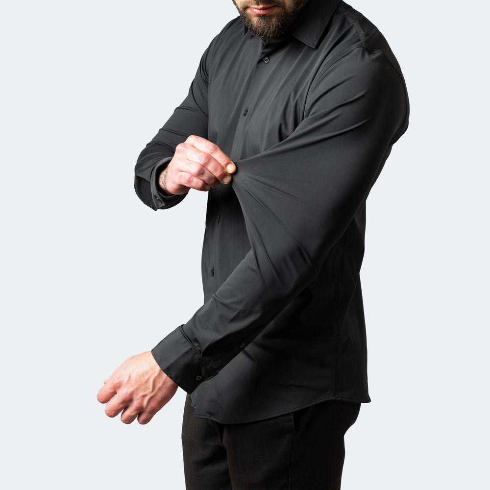 Men's slim-fit long-sleeve button-down shirt