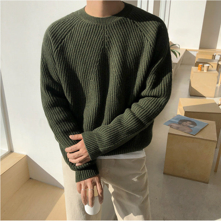 Unisex ribbed crew neck sweater in green and white, long sleeves, relaxed fit