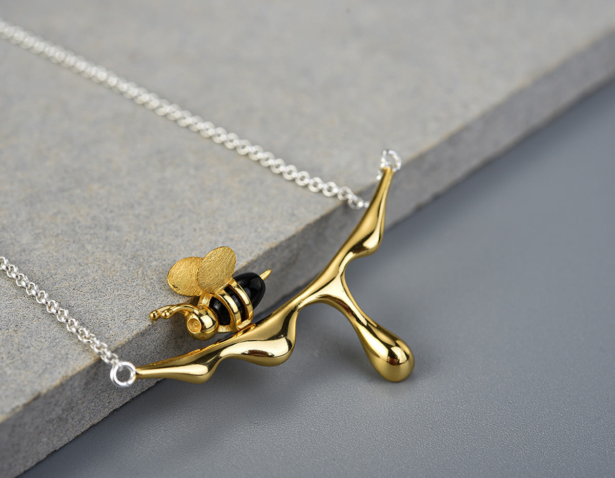 Dahlia Dripping Honey Necklace 3