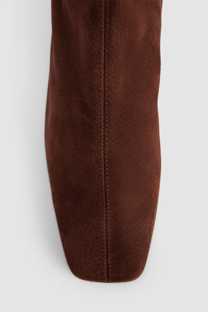 Women's brown knee-high square-toe boots
