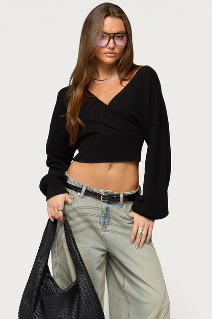 Women's cropped wrap sweater with V-neckline and long sleeves