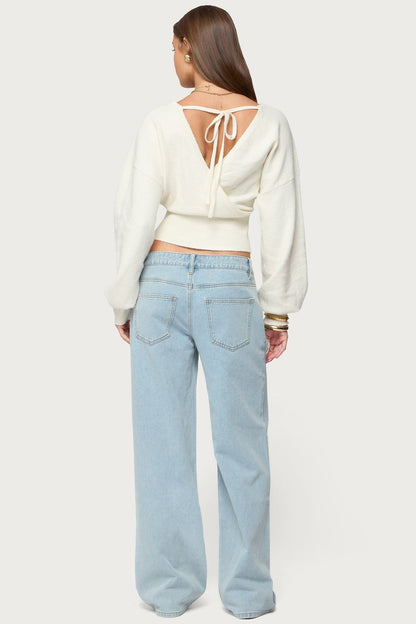 Women's cropped wrap sweater with V-neckline and long sleeves