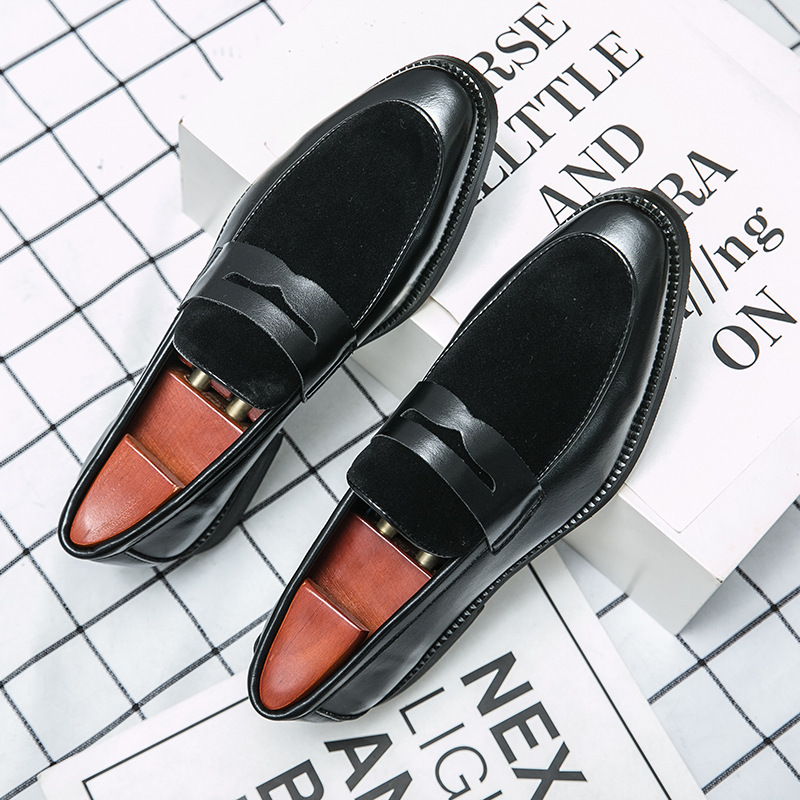 Men's penny loafers with a rounded toe, vamp strap and low heel