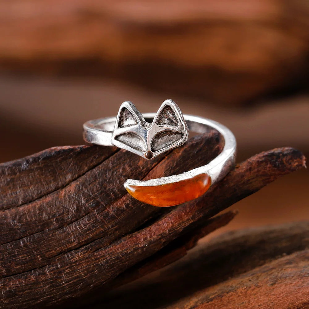 Fiona Vintage Fox Spirit Ring 0