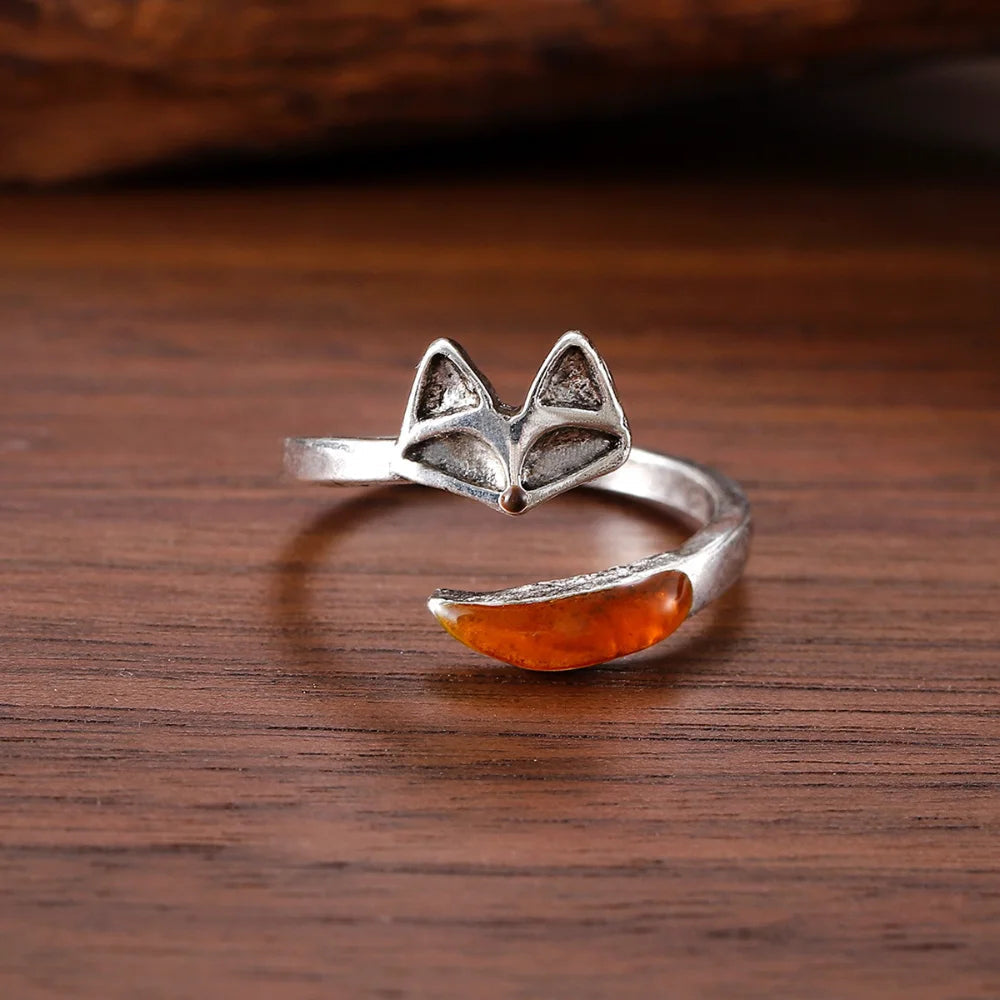 Fiona Vintage Fox Spirit Ring 1