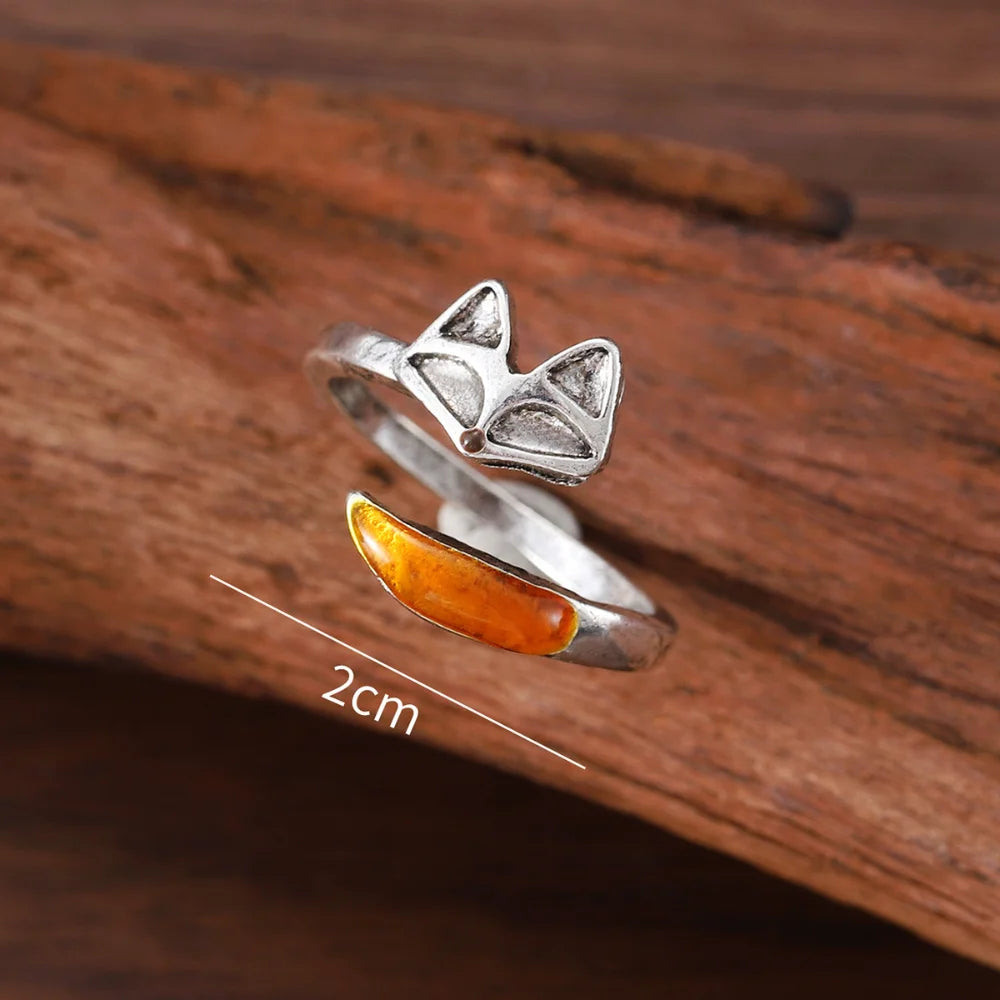 Fiona Vintage Fox Spirit Ring 3