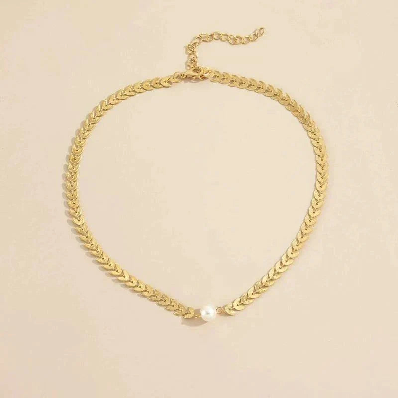 Gianna Gold Pearl Necklace 1