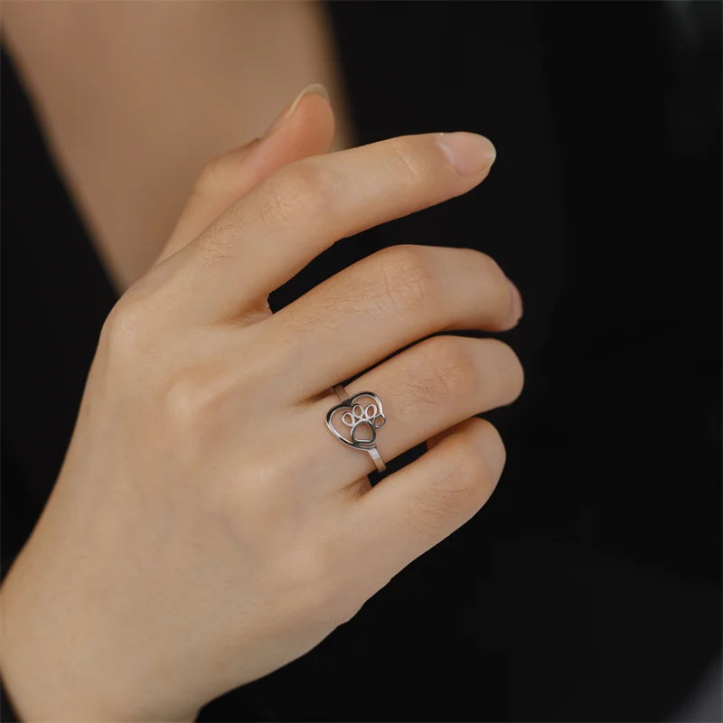 Giselle Heart Paw Ring 3