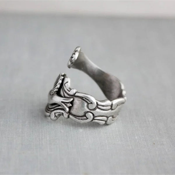 Hannah Floral Statement Ring 1
