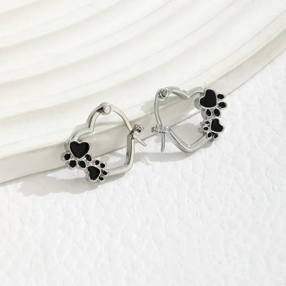 Harlow Heart Paw Huggie Earrings for Women 1