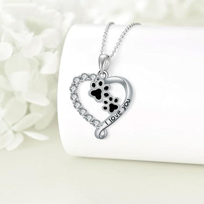 Harlow Heart Pendant Necklace 1