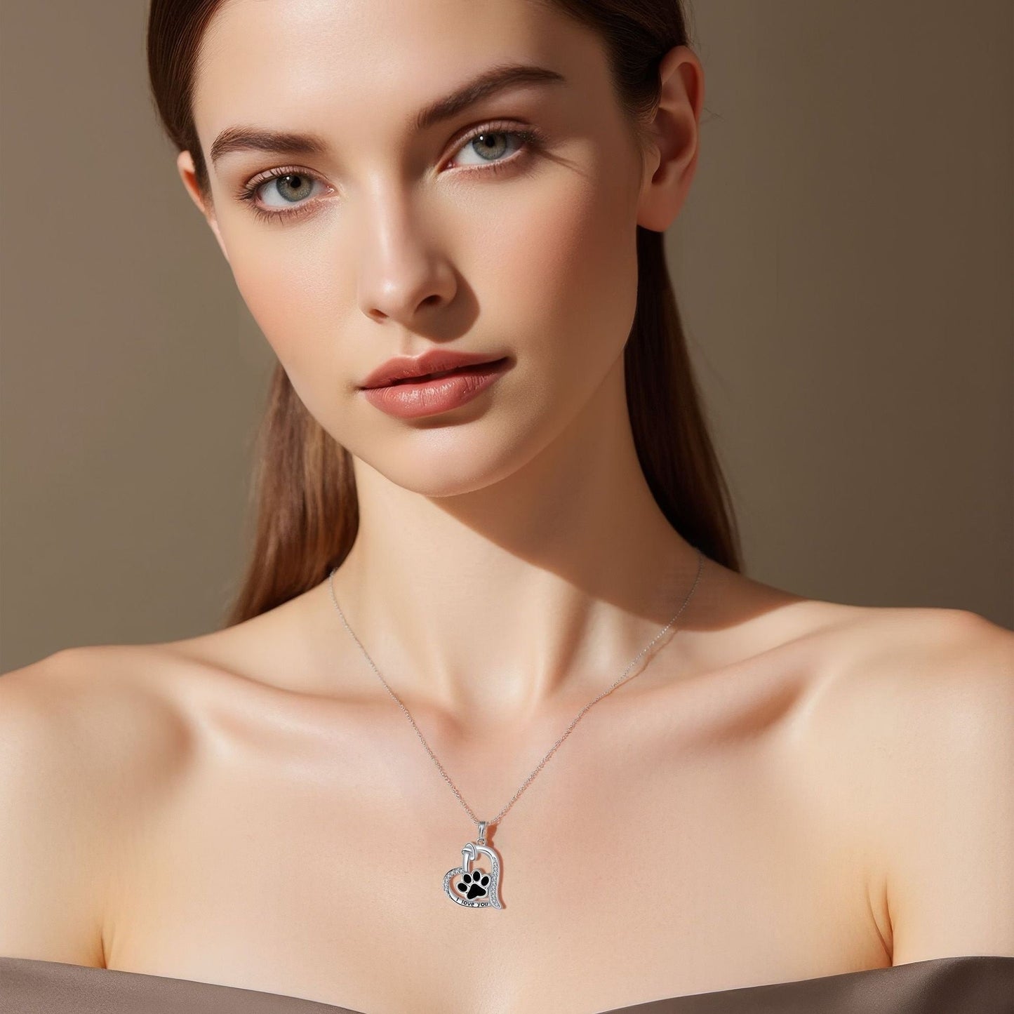 Harlow Heart Pendant Necklace 2