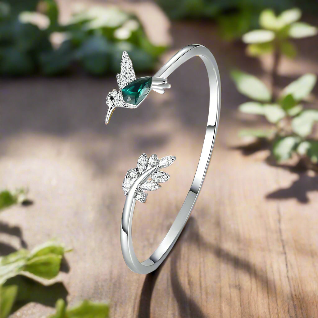 Harlow Hummingbird Ring 0