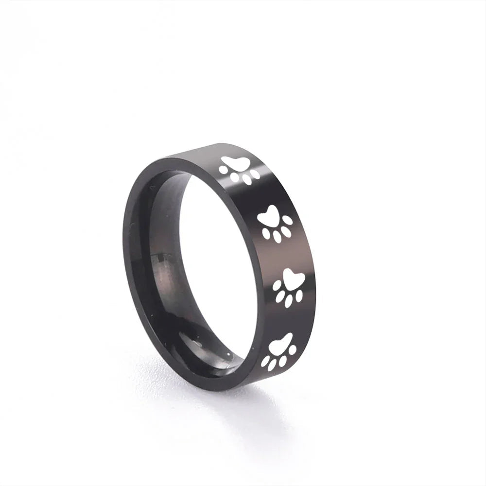 Harlow Paw Print Ring 9