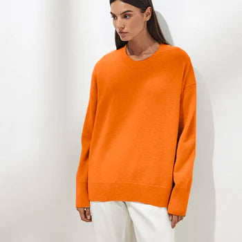 Women's plain crew neck sweater with long sleeves and ribbed trims