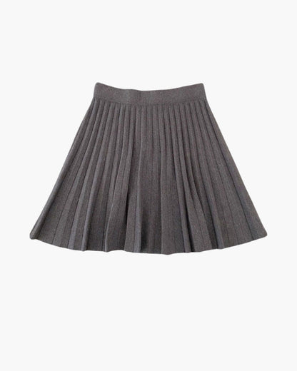 Women's pleated mini skirt with high waistband and flared hem