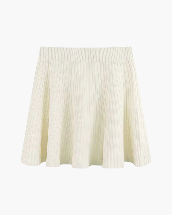 Women's pleated mini skirt with high waistband and flared hem