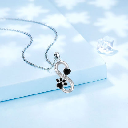 Isla Infinite Symbol Necklace 1