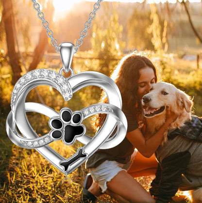 Isla Infinity Heart Necklace 1