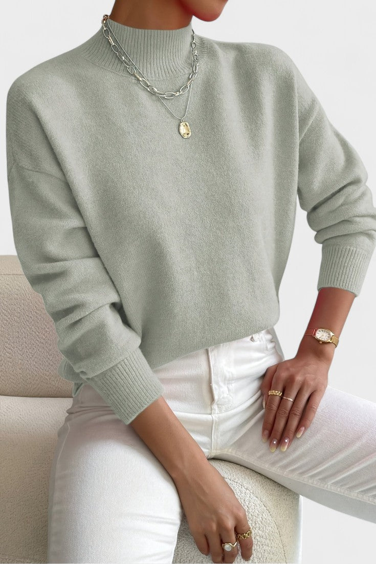 Women's long sleeve turtleneck sweater with ribbed trims