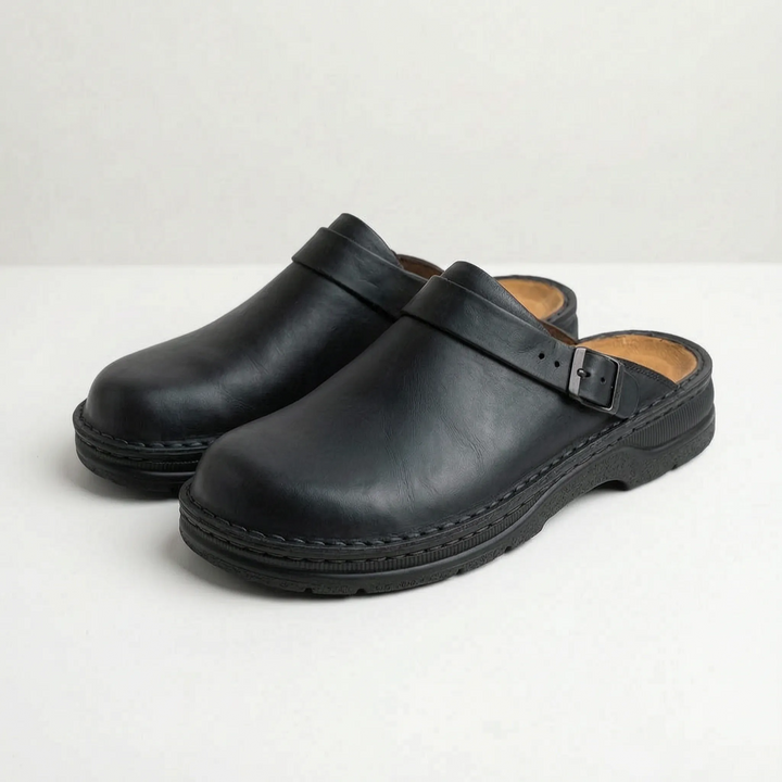 Men's closed-toe mule shoes with adjustable buckle strap