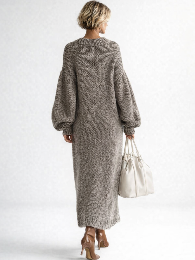 Women's oversized knit maxi sweater dress with crew neck and long sleeves