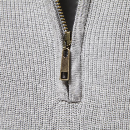 Men's ribbed quarter-zip sweater with stand collar and long sleeves