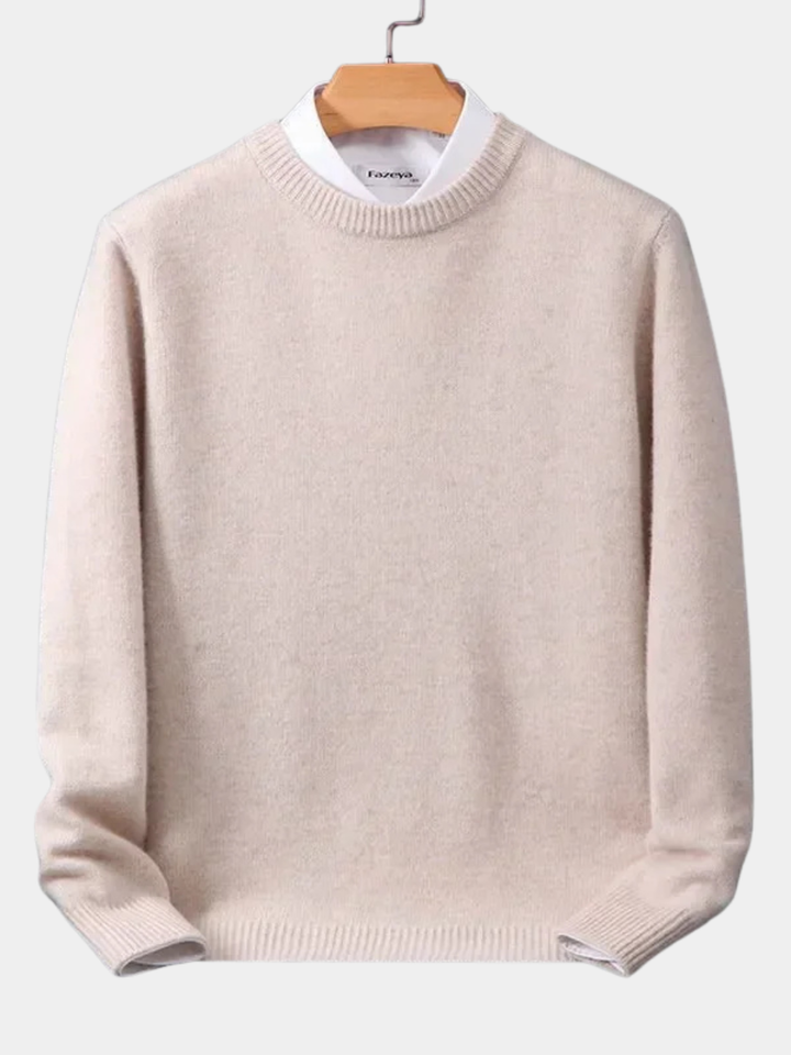 Men's plain crew neck knit sweater with long sleeves