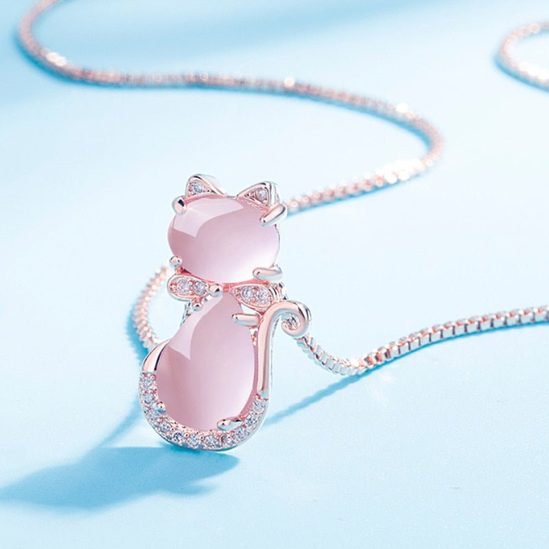 Lila Cat Pendant Necklace 1