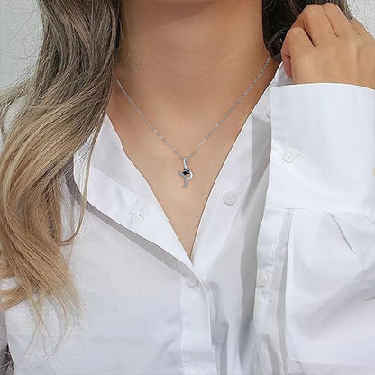 Lila Paw Print Pendant Necklace 3