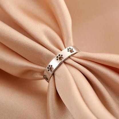 Lila Paw Print Ring 3